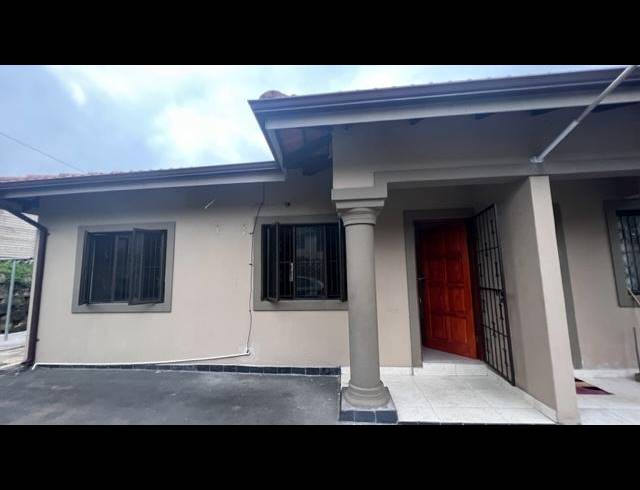 2 BEDROOM PROPERTY TO RENT IN MALVERN